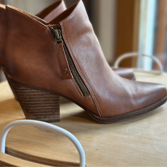 Zodiac Chestnut Ankle Booties - Picture 5 of 7